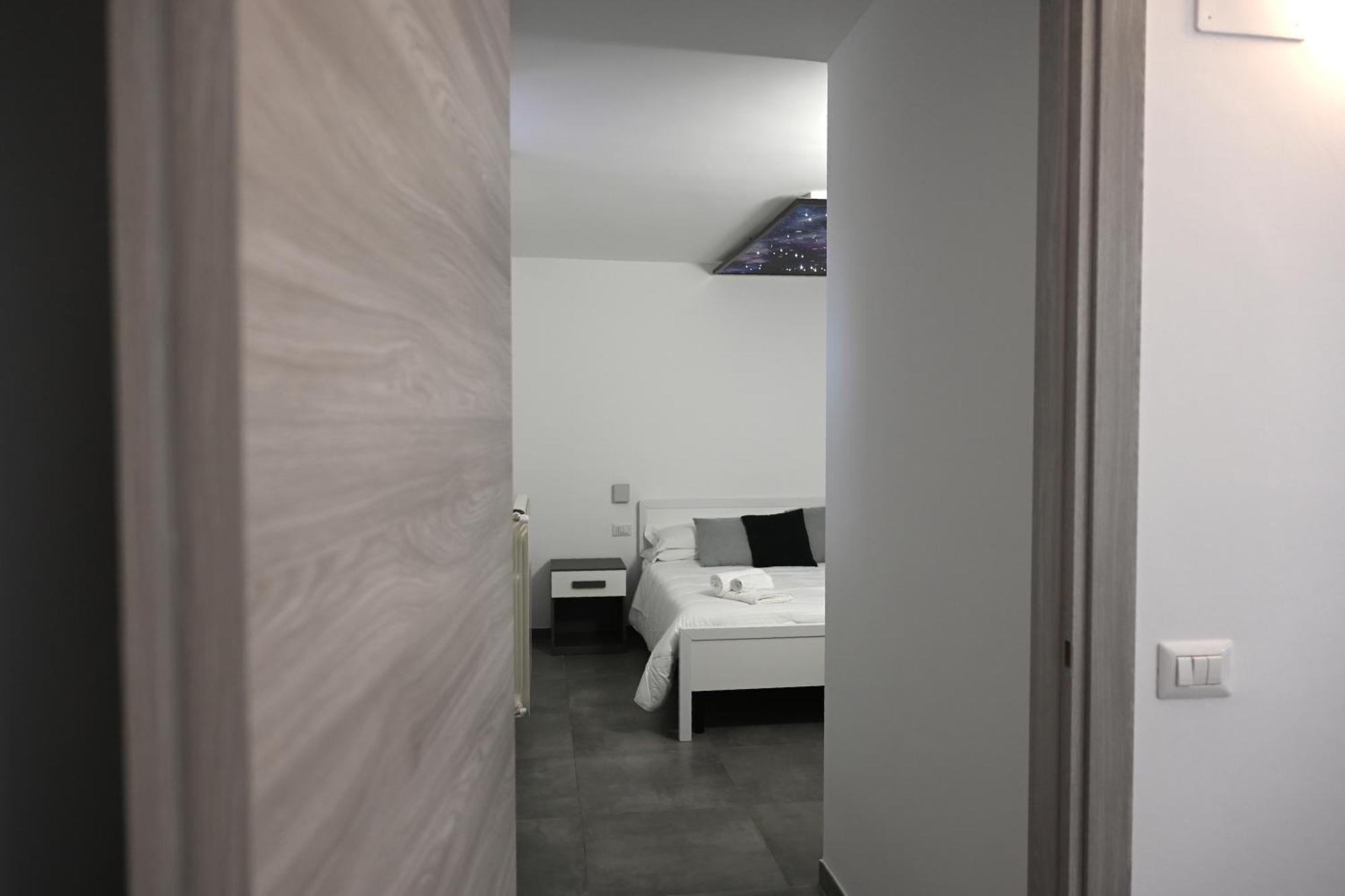 Karlin'S House Anzi - Albergo Diffuso Extérieur photo