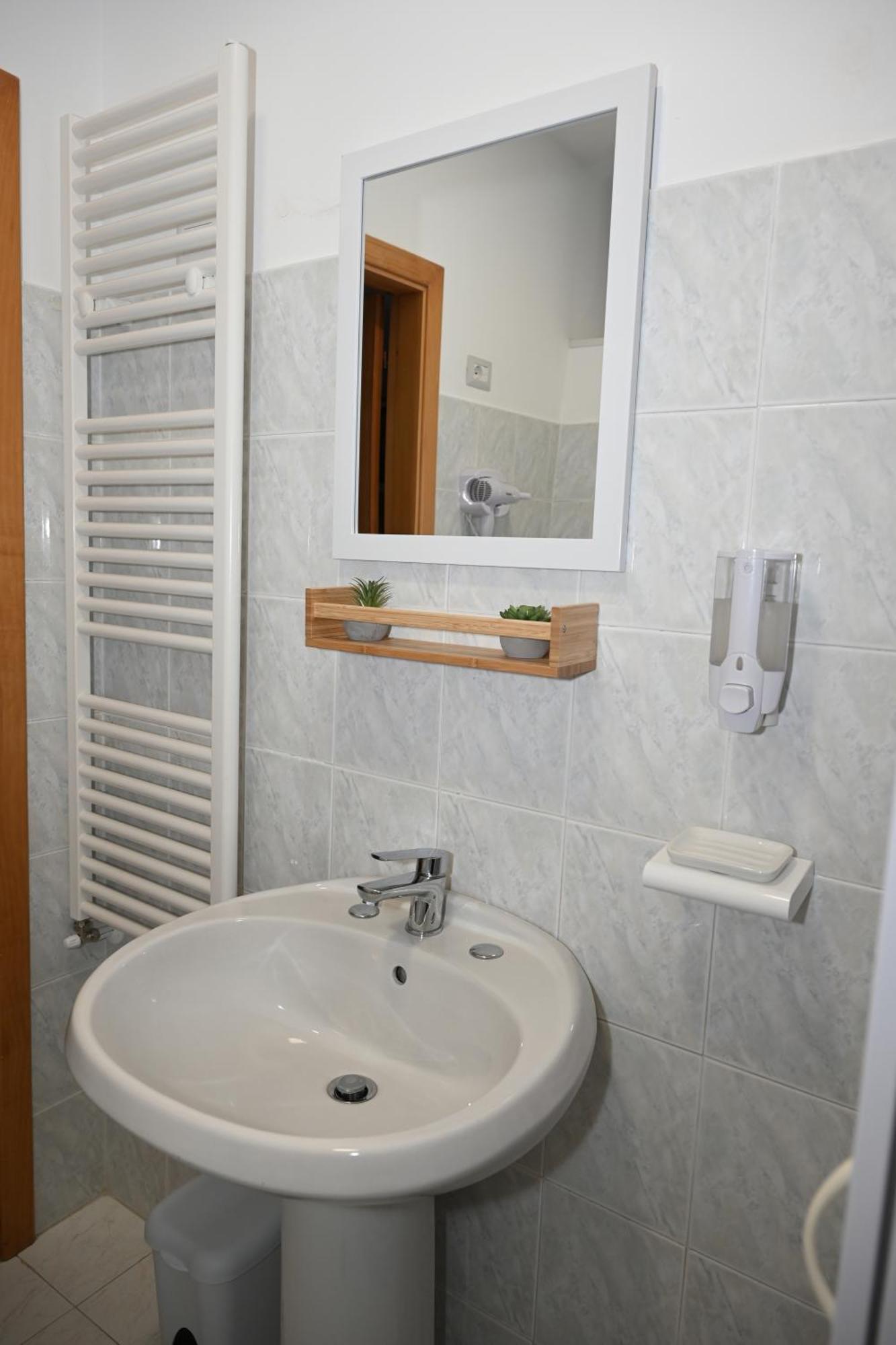 Karlin'S House Anzi - Albergo Diffuso Extérieur photo